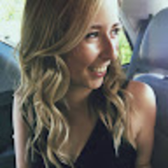 Meet your Posher, Lindsey - Picture 1 of 1